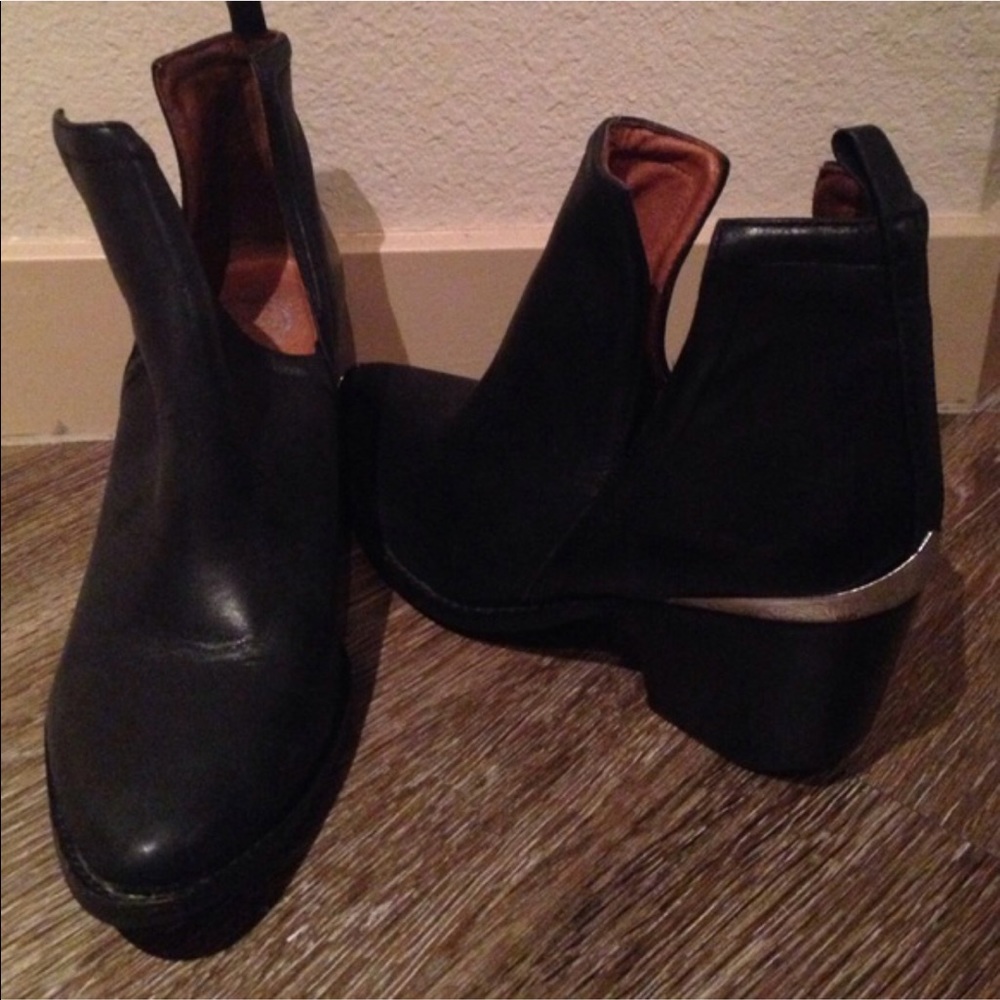 Jeffrey Campbell black boots